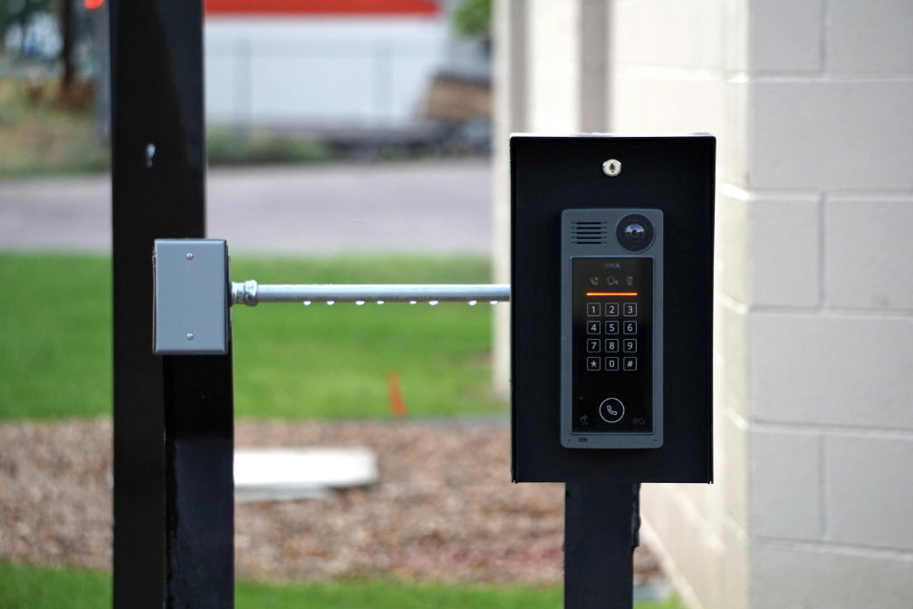 Mobile-Based Keyless Entry Systems for Buildings